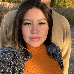 Meet your Posher, Nohemi